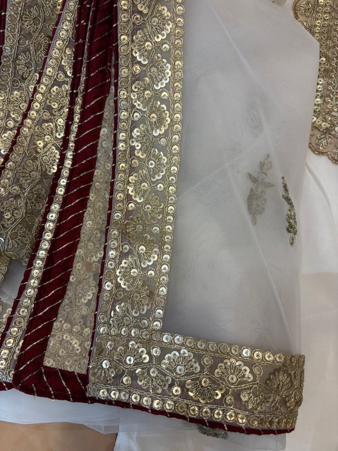 Nooré Zari – White & Gold Handworked Suit